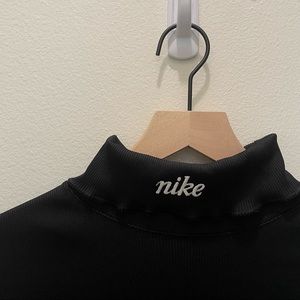 Nike Ribbed Turtleneck